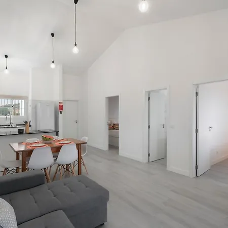 Casa Areia Dourada By An Island Porto Santo